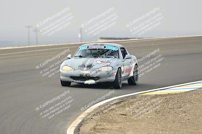 media/Jan-26-2025-CalClub SCCA (Sun) [[cfcea7df88]]/Group 4/Race/